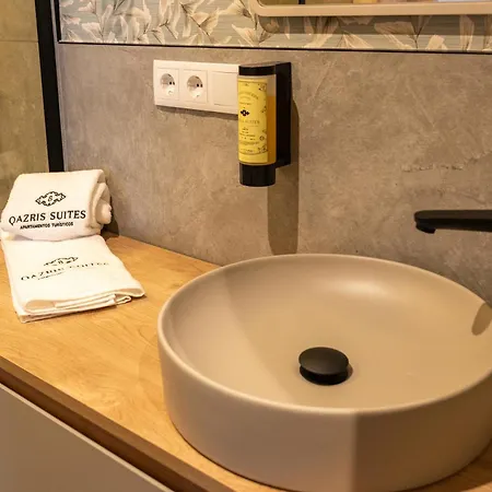 Qazris Appartamento Caces