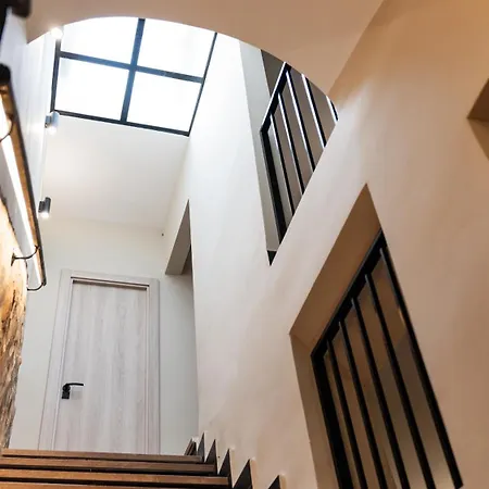 Qazris Διαμέρισμα Caces